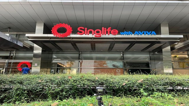 Singlife background